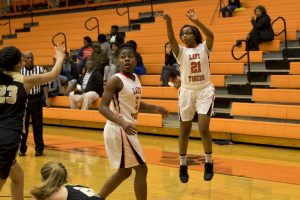 basketball-girls-hhs-vs-murray-14-120517_1