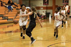 basketball-girls-hhs-vs-murray-31-120517