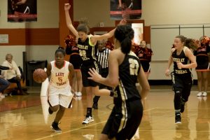 basketball-girls-hhs-vs-murray-34-120517