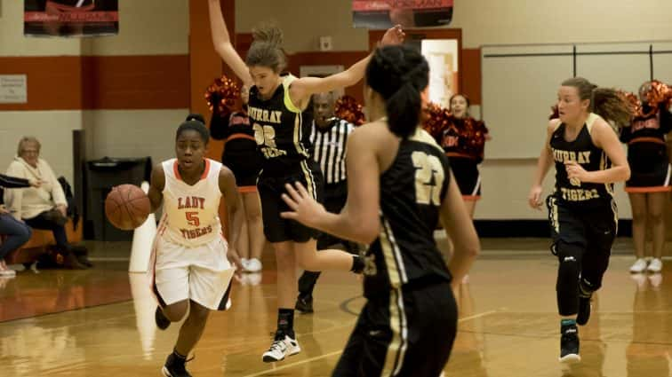 basketball-girls-hhs-vs-murray-34-120517