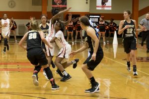 basketball-girls-hhs-vs-murray-35-120517