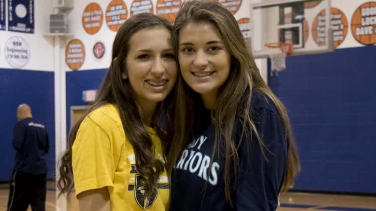 hca-flourney-signing-14-120717_1