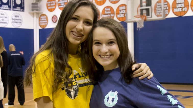 hca-flourney-signing-15-120717_1