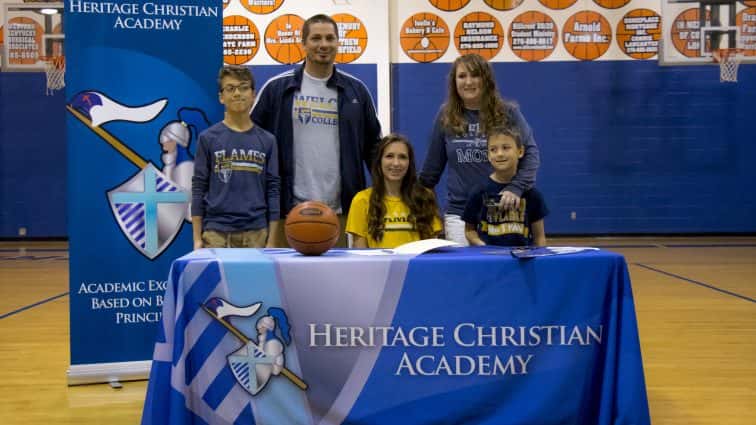 hca-flourney-signing-7-120717_1