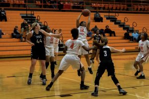 basketball-girls-hhs-vs-trigg-20-121417