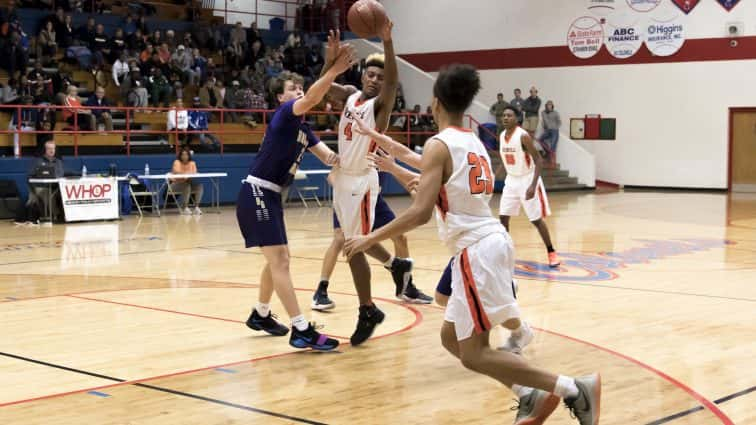 basketball-boys-hhs-vs-bowling-green-13-121517