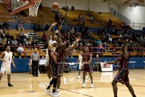 basketball-boys-uha-vs-west-creek-20-121517