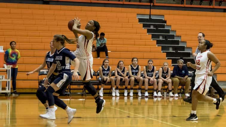 basketball-girls-hhs-vs-logan-12-121817