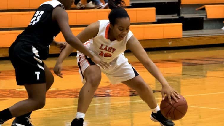 basketball-girls-hhs-vs-trigg-28-121417-2