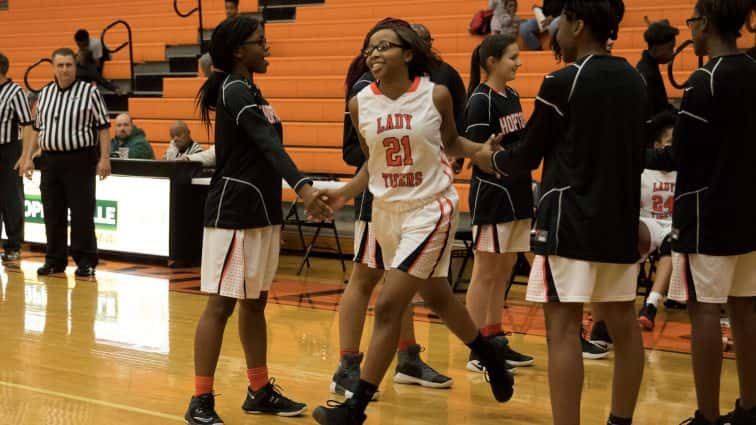 basketball-girls-hhs-vs-ft-campbell-2-010518