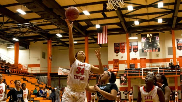 basketball-girls-hhs-vs-ft-campbell-20-010518