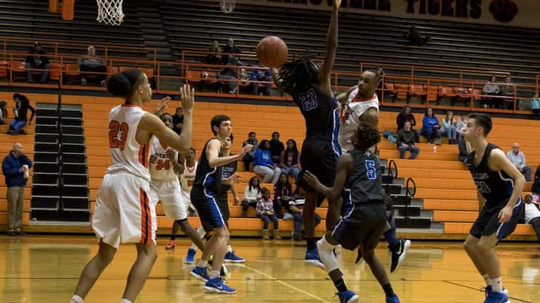 basketball-boys-hhs-vs-ft-campbell-6-010518