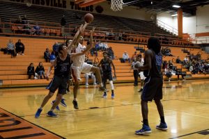 basketball-boys-hhs-vs-ft-campbell-9-010518