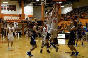 basketball-boys-hhs-vs-ft-campbell-19-010518