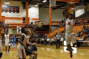 basketball-boys-hhs-vs-ft-campbell-21-010518