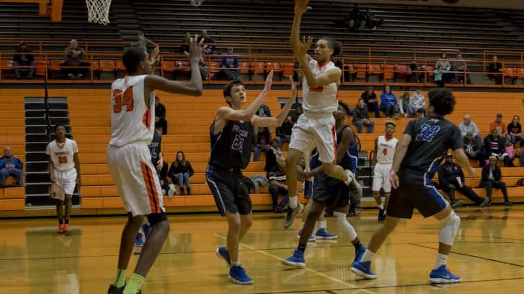 basketball-boys-hhs-vs-ft-campbell-26-010518