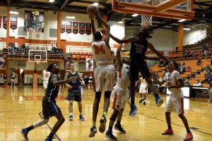 basketball-boys-hhs-vs-ft-campbell-38-010518