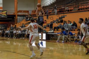 basketball-boys-hhs-vs-ft-campbell-45-010518