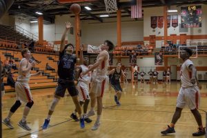 basketball-boys-hhs-vs-ft-campbell-48-010518