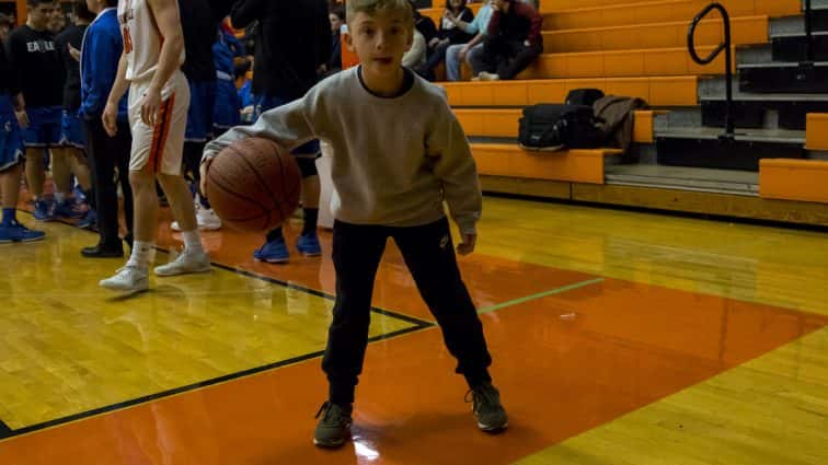 basketball-boys-hhs-vs-graves-7-012318