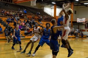 basketball-boys-hhs-vs-graves-20-012318