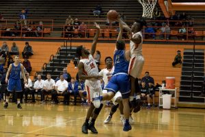 basketball-boys-hhs-vs-graves-41-012318