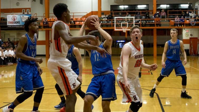 basketball-boys-hhs-vs-graves-43-012318