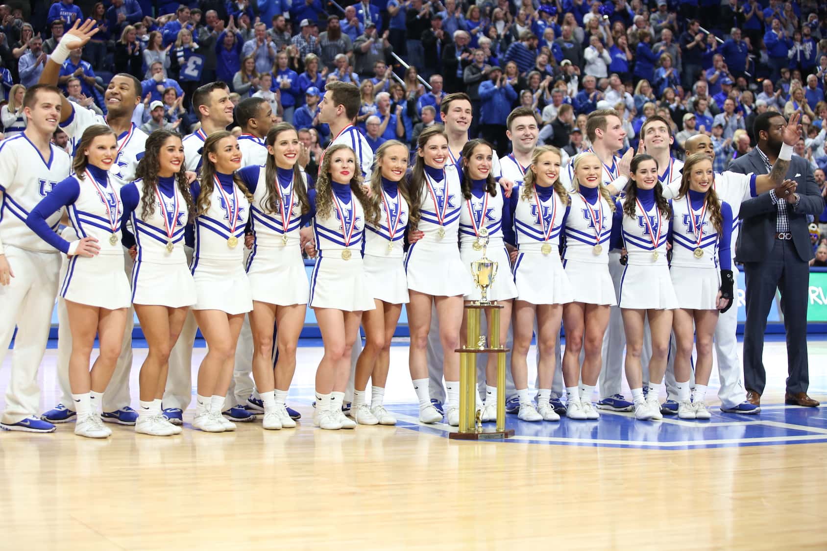 PHOTOS UK Cheerleaders Honored at Rupp Your Sports Edge 2021
