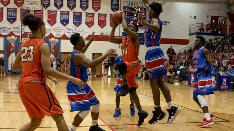 basketball-boys-hhs-vs-cchs-28-012718