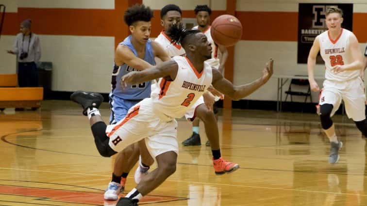 basketball-boys-hhs-vs-logan-co-18-012917