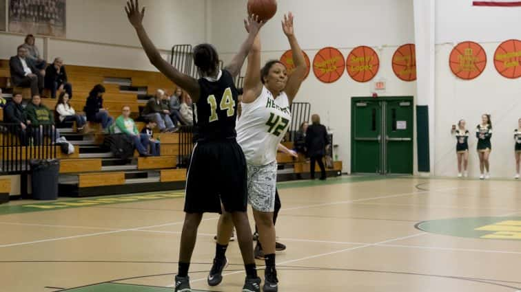 basketball-girls-uha-36-vs-russellville-42-5-020618