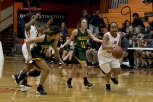 basketball-girls-hhs-vs-uha-12-020818