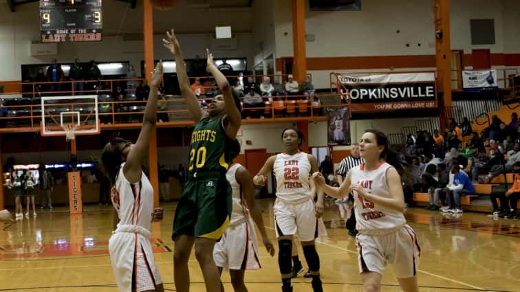 basketball-girls-hhs-vs-uha-17-020818