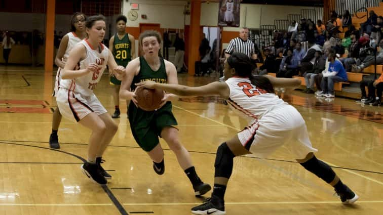 basketball-girls-hhs-vs-uha-18-020818