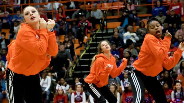 basketball-boys-hhs-vs-cchs-dance-team-7-021018