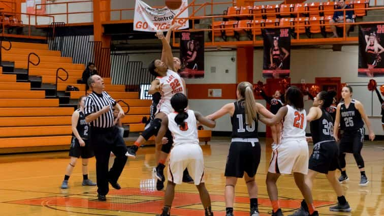 basketball-girls-hhs-vs-south-warren-1-021518