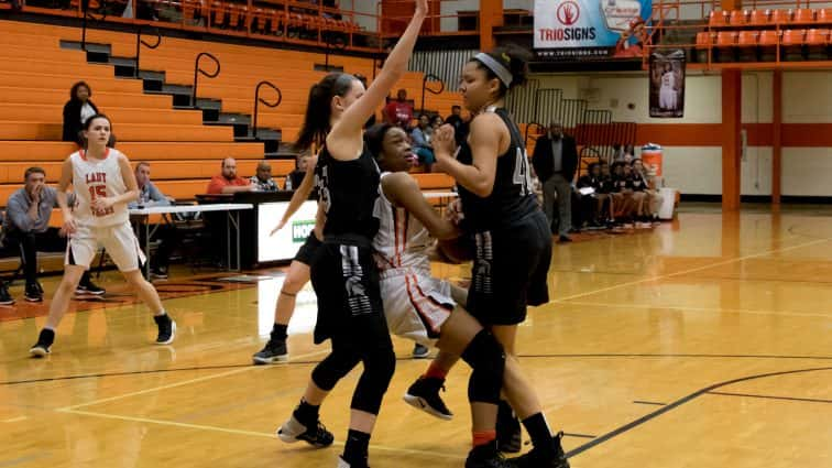 basketball-girls-hhs-vs-south-warren-3-021518