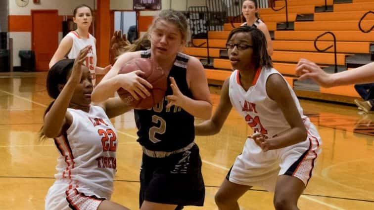 basketball-girls-hhs-vs-south-warren-14-021518-2