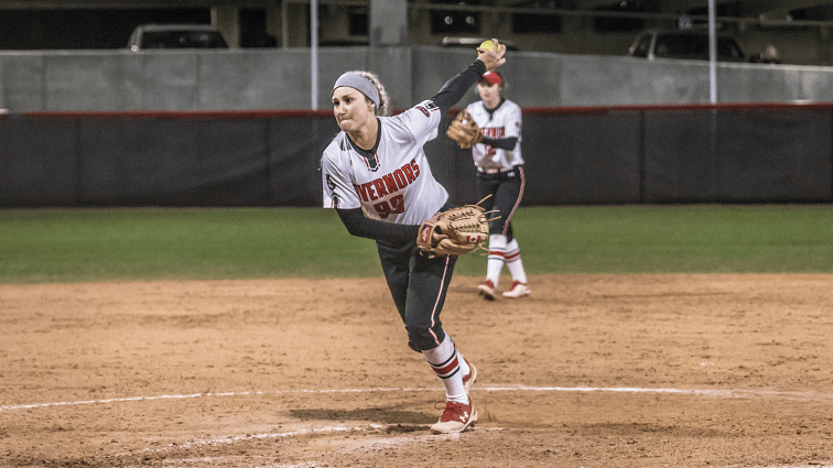 mar-4-apsu-softball