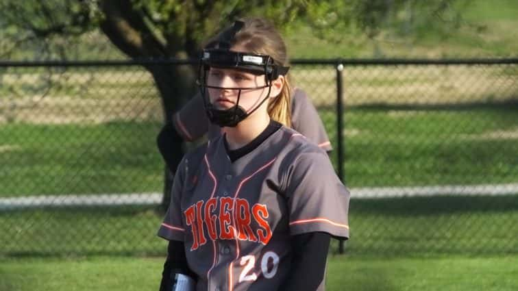 cchs-hoptown-softball-march-22-14