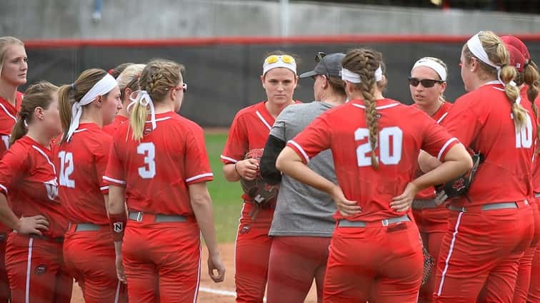 may-8-wku-softball