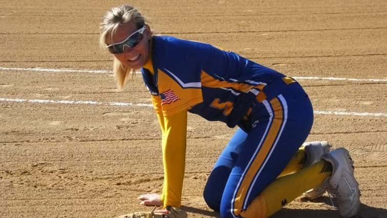 caldwell-holy-cross-12-3