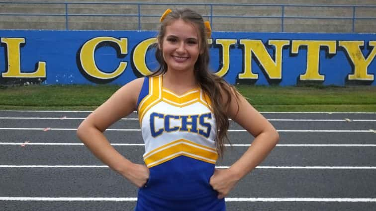 caldwell-county-cheerleaders-football-3