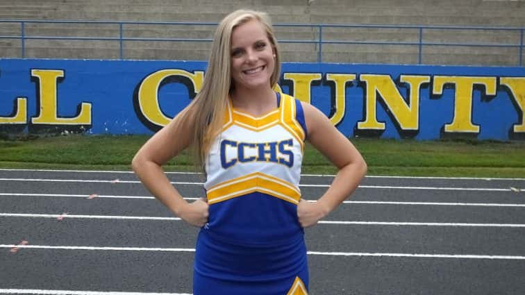 caldwell-county-cheerleaders-football-4