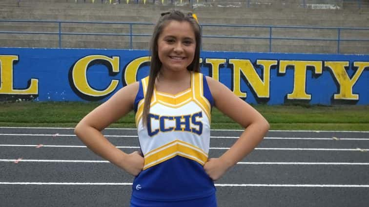 caldwell-county-cheerleaders-football-8