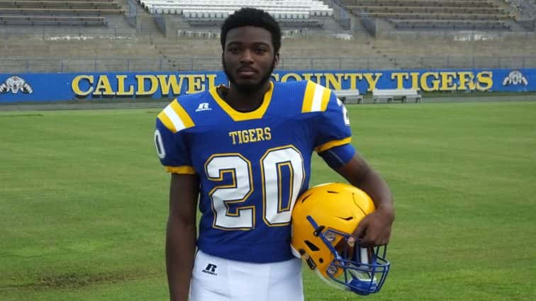 caldwell-county-football-seniors-16