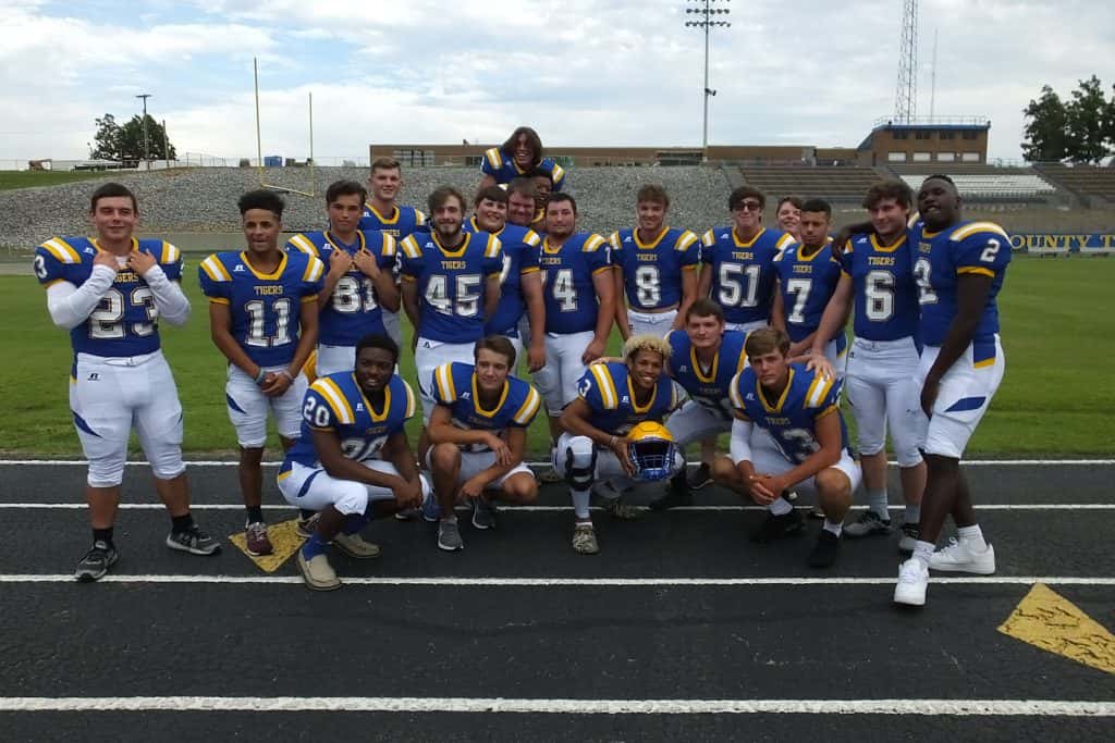 PHOTOS – Caldwell County Seniors 2018 Photo Day | Your Sports Edge 2021
