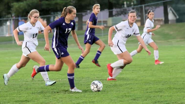 lyon-trigg-girls-soccer-22-2