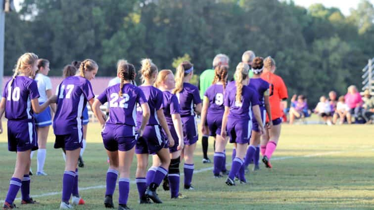 lyon-girls-vs-st-mary-2