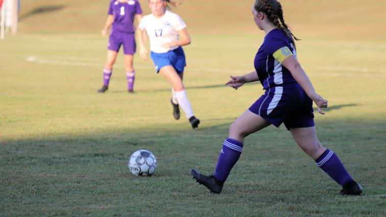 lyon-girls-vs-st-mary-6